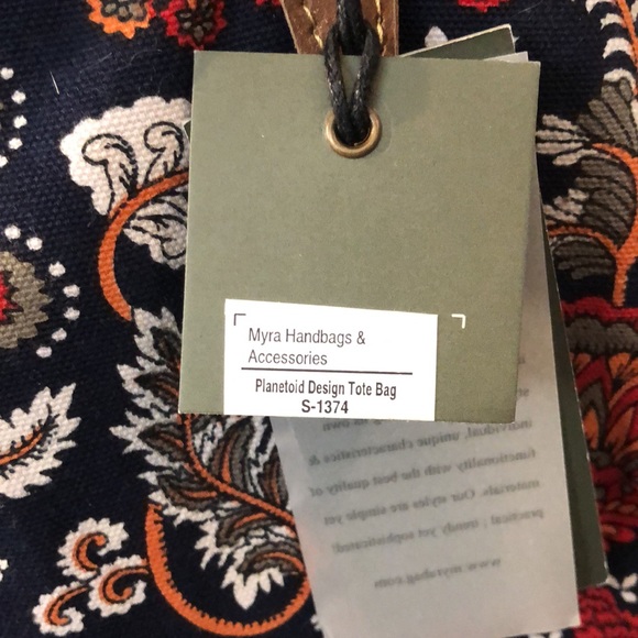 MYRA TOTE🍁FREE SHIPPING🍁 - Picture 6 of 13